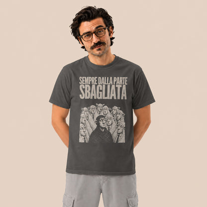 Sempre dalla parte sbagliata – T-shirt Premium Unisex